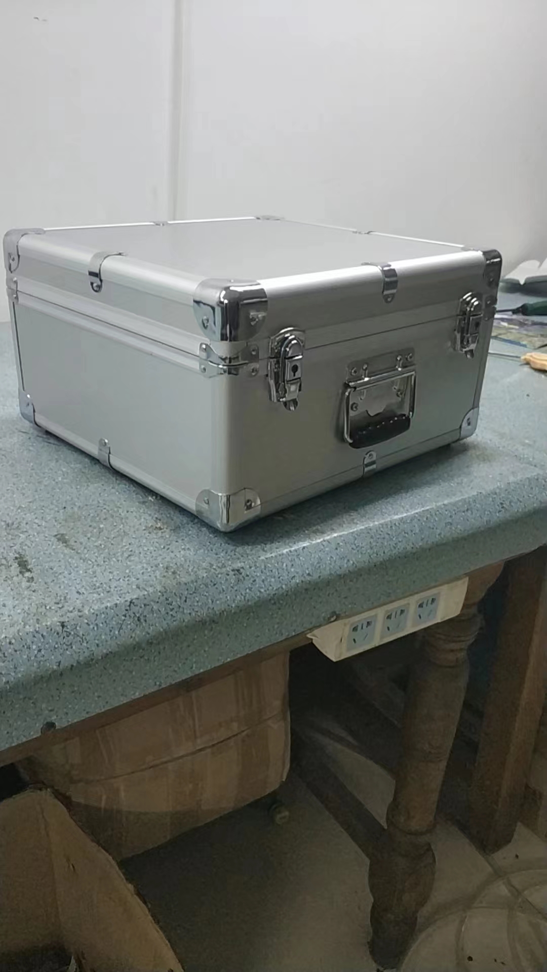 航空箱